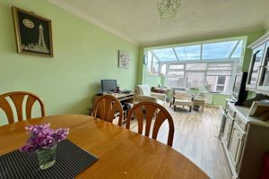 Dining Area/Sun Room- click for photo gallery